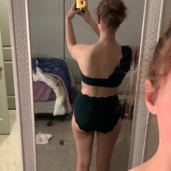 Bikini Set - Picture 7 of 8